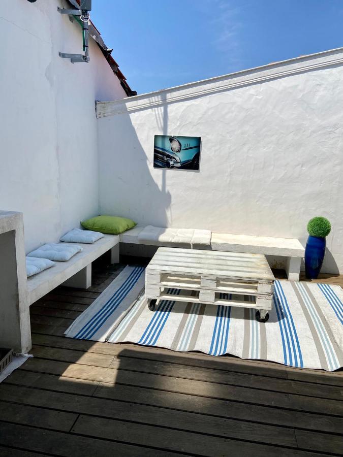 Agreable Maison De Ville Avec Une Belle Terrasse 앙글레 외부 사진